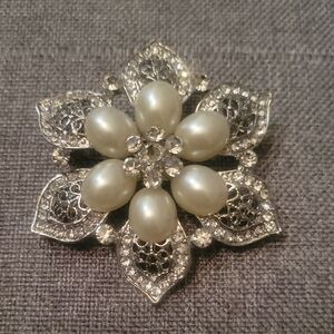 Elegant Silver and Pearl Floral Brooch